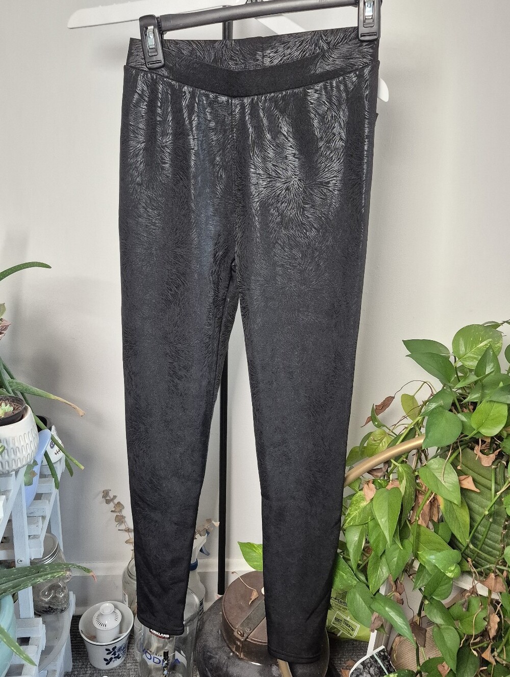 Black Textured Leggings